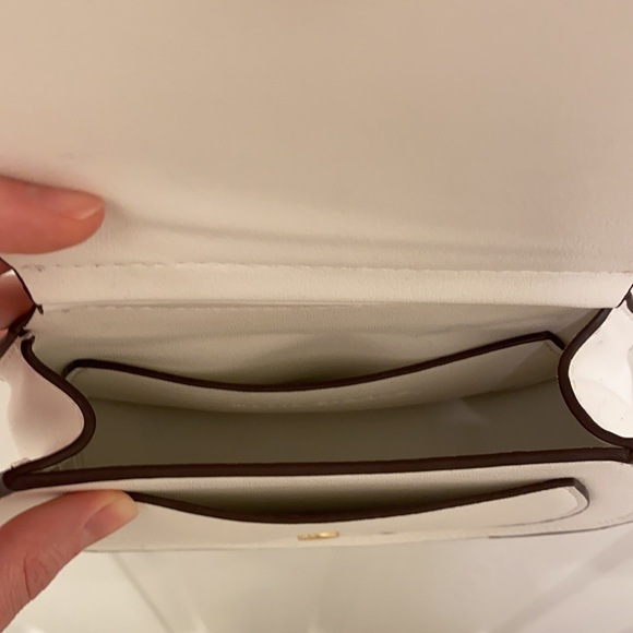 Melie Bianco Vegan Crossbody Bag - Picture 5 of 6